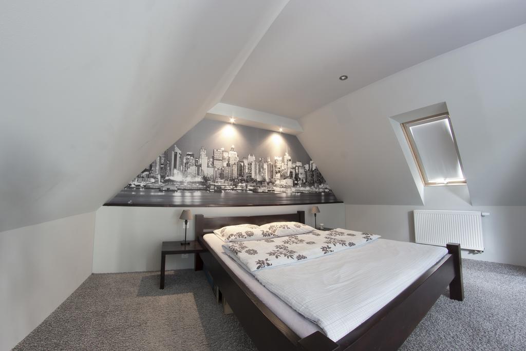 Modern Apartment Oswiecim Room photo